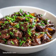 Boeuf Saut&eacute; Aux Oignons: Silky Beef